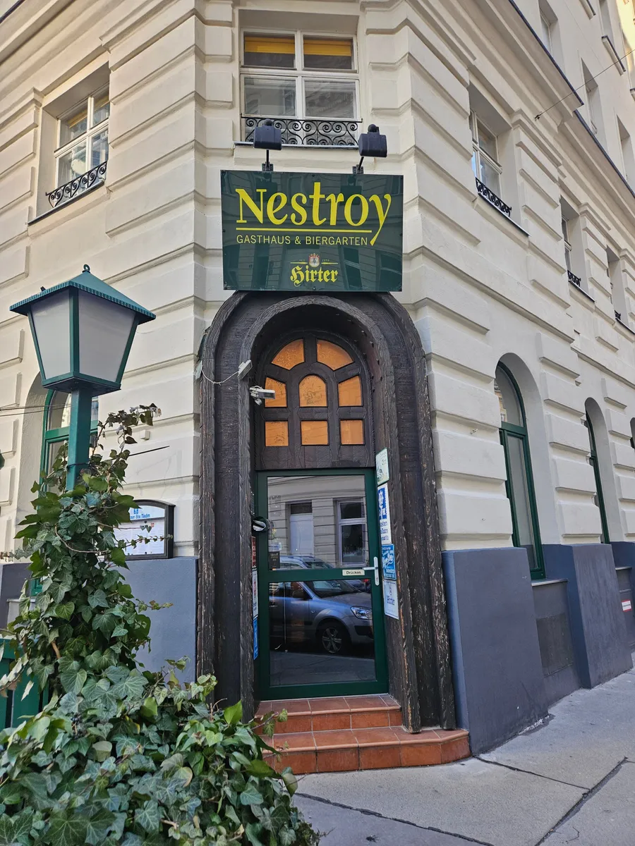Nestroy Gasthaus & Biergarten